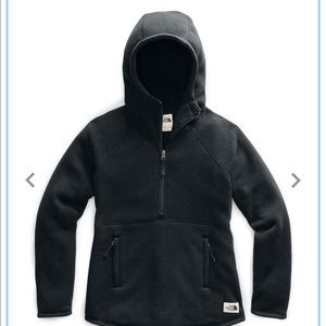 Crescent hooded pullover